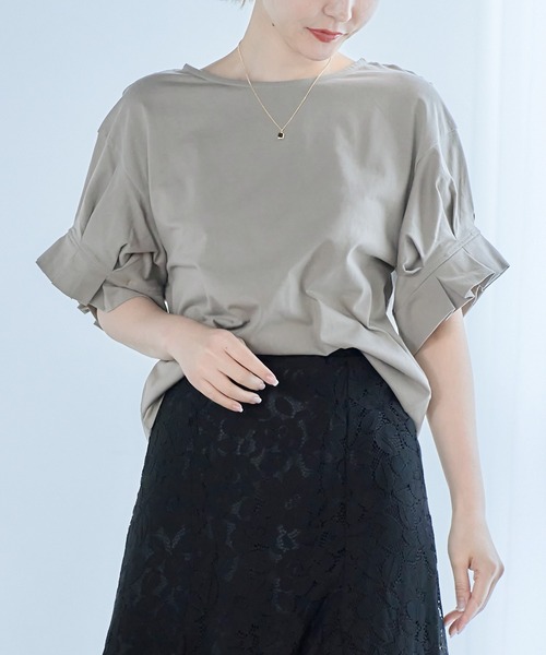 anown（アノン）の「袖タックフリルTシャツ（Tシャツ/カットソー）」 - WEAR