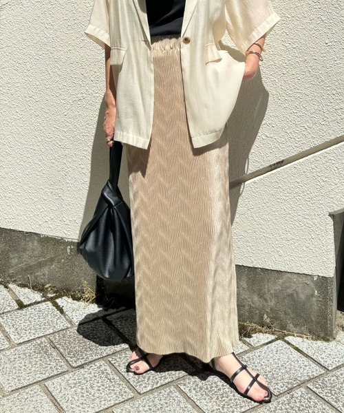 y/m by misato（イムバイミサト）の「ニュアンスプリーツスカート（スカート・レディース・チャコールグレー/グレイッシュベージュ/ブラック・FREE）」の3枚目の写真