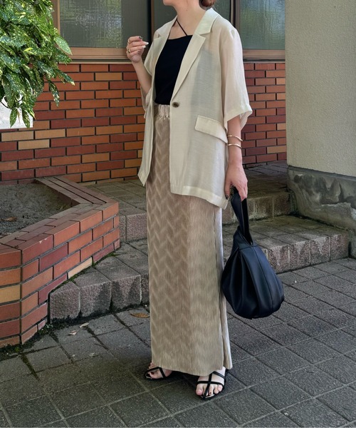 y/m by misato（イムバイミサト）の「ニュアンスプリーツスカート（スカート・レディース・チャコールグレー/グレイッシュベージュ/ブラック・FREE）」の11枚目の写真