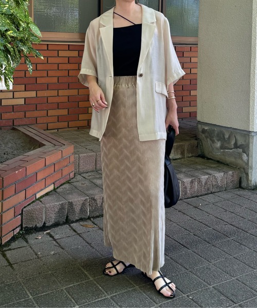 y/m by misato（イムバイミサト）の「ニュアンスプリーツスカート（スカート・レディース・チャコールグレー/グレイッシュベージュ/ブラック・FREE）」の14枚目の写真