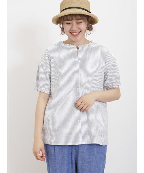 Samansa Mos2（サマンサ モスモス）の「【クールコットン/接触冷感】柄アソート襟フリルブラウス（シャツ/ブラウス・レディース・ブラック/チャコールグレー/ブルー/オフホワイト・F）」の4枚目の写真