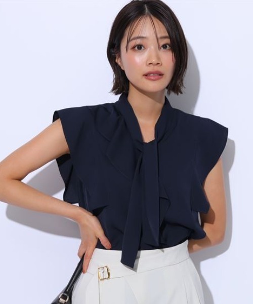 Apuweiser-riche（アプワイザーリッシェ）の「サイドラッフルタイ  