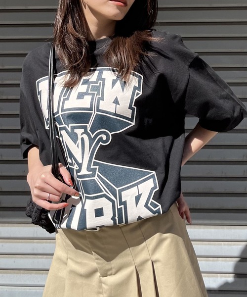 RGY(アールジーワイ)の「【RGY】NEWYORK ビッグシルエットTシャツ (CP)(Tシャツ/カットソー・レディース・ネイビー/ブラック/ホワイト・M/L)」の1枚目の写真