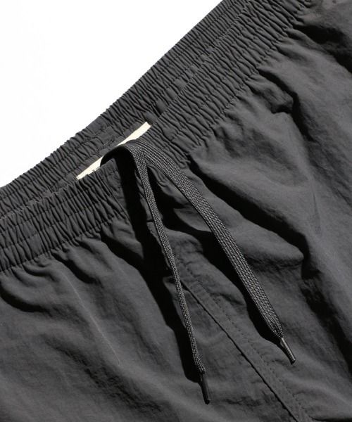 C.E.L.STORE(セルストア)の「GRKTINVESTIGATION / ガラクタ貿易 NYLON BAGGY SHORTS ナイロン バギーショーツ(その他パンツ・メンズ・マスタード/ライトグリーン/コーラルピンク/グレー/ブラック・SMALL/LARGE/MEDIUM)」の14枚目の写真