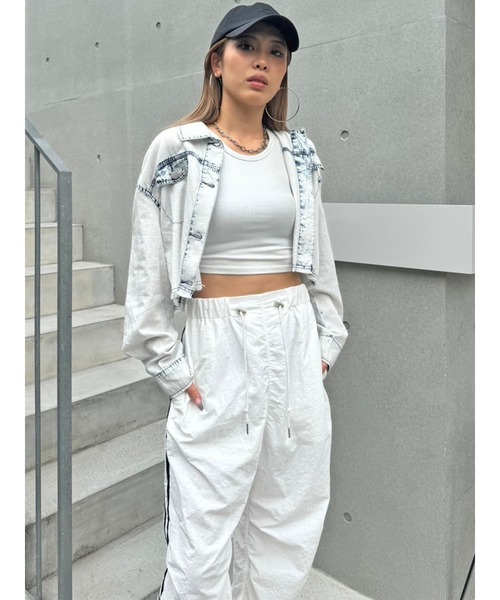 EGOIST（エゴイスト）の「デニムジャッケットライクシャツ（シャツ/ブラウス・レディース・ブルー/ブラック・FREE）」の8枚目の写真