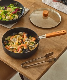 DONO（ドノ）の「DONO 24cm マルチフライパン　ガラス蓋付き（キッチンツール）」