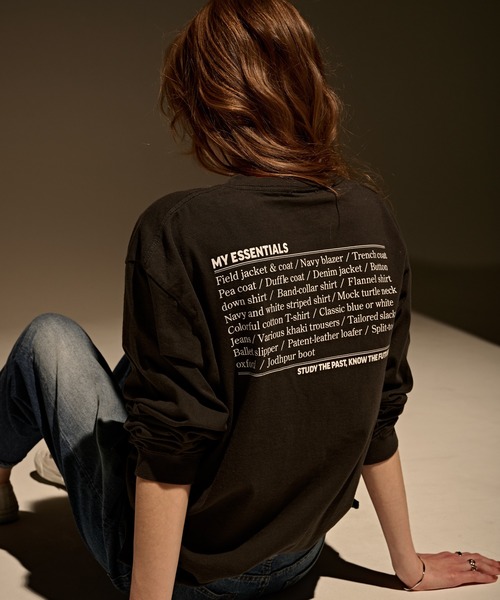 kha:ki（カーキ）の「「KHA:KI/カーキ」ラウンドヘムプリントTシャツ（Tシャツ/カットソー・レディース・ロイヤルブルー/サンドベージュ/ホワイト/チャコールグレー・1）」の6枚目の写真