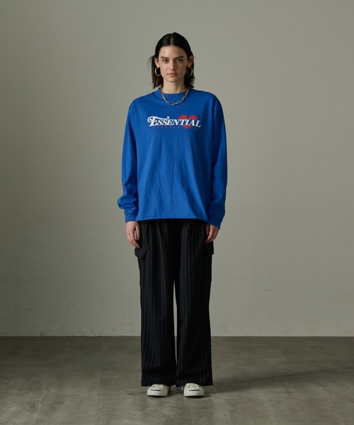 kha:ki（カーキ）の「「KHA:KI/カーキ」ラウンドヘムプリントTシャツ（Tシャツ/カットソー・レディース・ロイヤルブルー/サンドベージュ/ホワイト/チャコールグレー・1）」の18枚目の写真