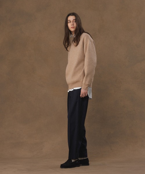 ADAM ET ROPE'（アダムエロペ）の「ウーステッド ストライプ ワイドテーパード イージースラックス / ロングシーズン着用可能（スラックス・メンズ・ブラック/オフホワイト/グレー・L/M）」の17枚目の写真