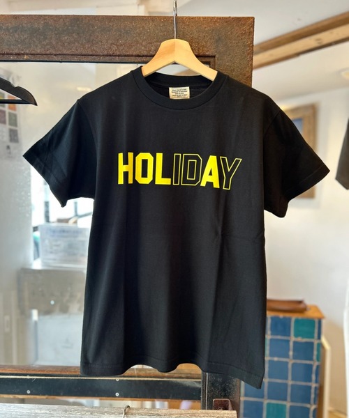 URBAN ISLAND SOCIETY(アーバンアイランドソサエティ)の「【URBAN ISLAND SOCIETY/アーバンアイランドソサエティ】ALOHA HOLIDAY TEE/半袖Tシャツ(Tシャツ/カットソー・メンズ・ホワイト/ブラック/ダークグリーン/ピンク系その他・SMALL/MEDIUM/LARGE/X-LARGE)」の2枚目の写真