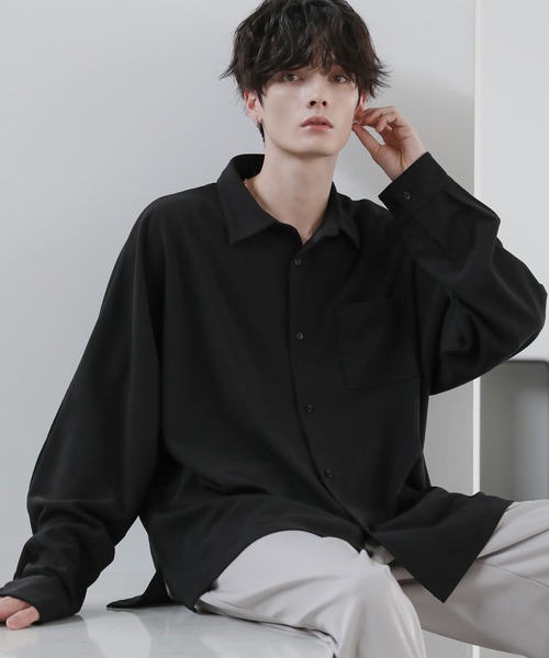 ETELIO(エテリオ)の「梨地バルーンスリーブドルマン長袖シャツ(シャツ/ブラウス・メンズ・ホワイト/ブラック/ブルーグリーン/ワイン・L/M/S)」の3枚目の写真