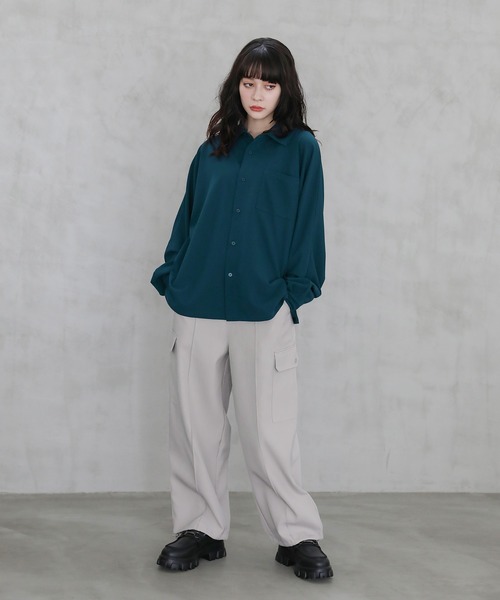 ETELIO(エテリオ)の「梨地バルーンスリーブドルマン長袖シャツ(シャツ/ブラウス・メンズ・ホワイト/ブラック/ブルーグリーン/ワイン・L/M/S)」の9枚目の写真