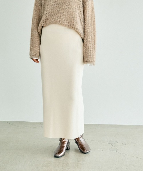 LEPSIM（レプシィム）の「12ゲージ総針ナロースカート　132595（スカート・レディース・ブラック/アイボリー/チャコールグレー・TALL/FREE）」の2枚目の写真