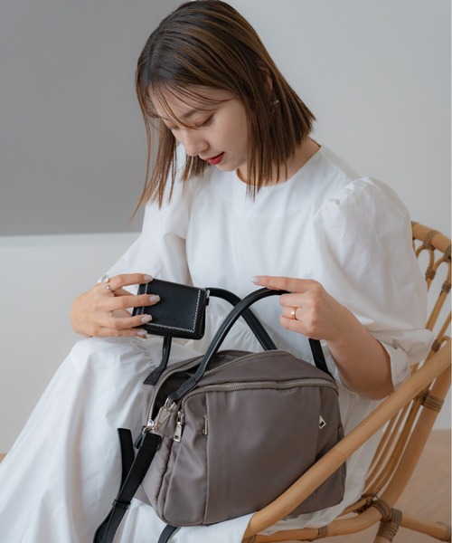 Rename(リネーム)の「【お札を折らずに収納可能】Rename ミニ コンパクト 財布 ウォレット(財布・レディース・ブラック×ホワイト/ウッド/オレンジ/レモンイエロー/ブラック/チョコ/サックスブルー/オリーブ/グレイッシュベージュ・FREE)」の17枚目の写真