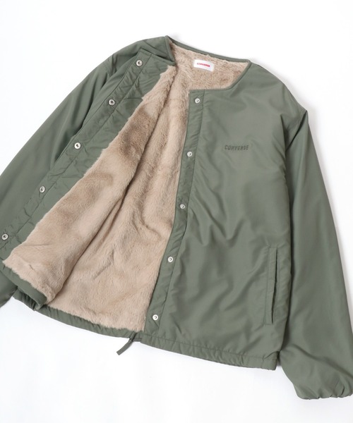 CONVERSE（コンバース）の「CONVERSE（コンバース）裏地シャギーボアファー ノーカラージャケット レディース/ナイロンジャケットアウター（ノーカラージャケット・レディース・ダークベージュ/カーキ/チャコールグレー/ブラック・M/L）」の4枚目の写真