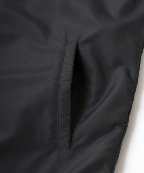 CONVERSE（コンバース）の「CONVERSE（コンバース）裏地シャギーボアファー ノーカラージャケット レディース/ナイロンジャケットアウター（ノーカラージャケット・レディース・ダークベージュ/カーキ/チャコールグレー/ブラック・M/L）」の22枚目の写真