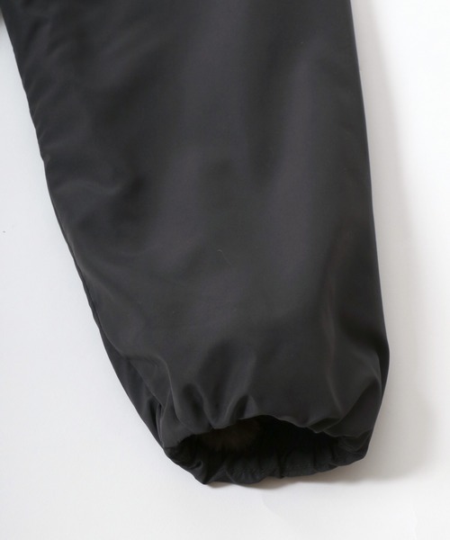 CONVERSE（コンバース）の「CONVERSE（コンバース）裏地シャギーボアファー ノーカラージャケット レディース/ナイロンジャケットアウター（ノーカラージャケット・レディース・ダークベージュ/カーキ/チャコールグレー/ブラック・M/L）」の21枚目の写真