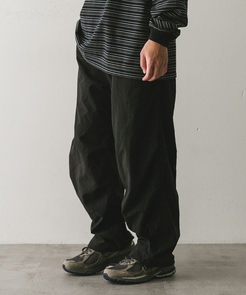 URBAN RESEARCH DOORS（アーバンリサーチドアーズ）の「ナイロンワッシャースノーパンツ（その他パンツ・メンズ・チャコールグレー/ブラック・LARGE/MEDIUM）」の6枚目の写真