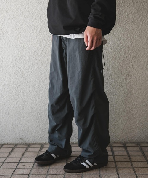 URBAN RESEARCH DOORS（アーバンリサーチドアーズ）の「ナイロンワッシャースノーパンツ（その他パンツ・メンズ・チャコールグレー/ブラック・LARGE/MEDIUM）」の11枚目の写真