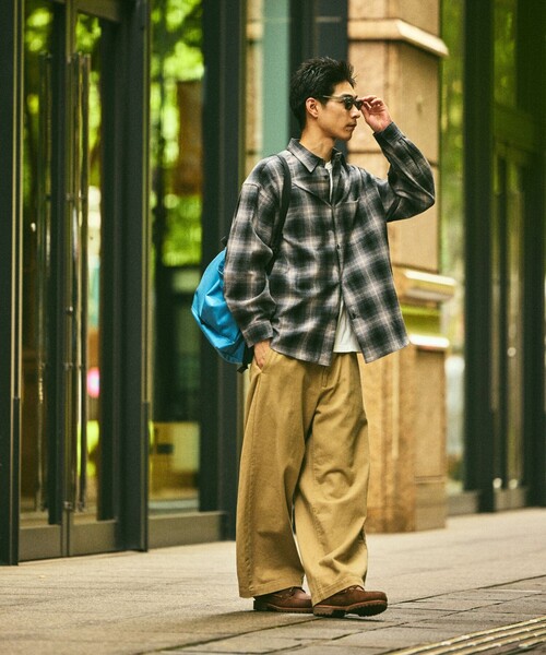 FREAK'S STORE(フリークスストア)の「限定展開 Relax Fit リラックスフィット オンブレチェック ネルシャツ(シャツ/ブラウス・メンズ・ブルー/オリーブ/ブラック/ブラウン/ホワイト・LARGE/MEDIUM/SMALL)」の7枚目の写真