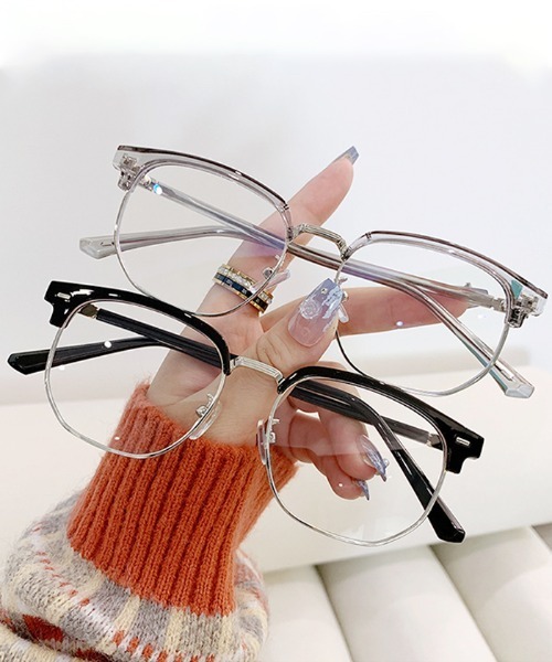 Futier land（フューティアランド）の「スクエアハーフリム眼鏡/ユニセックス/ブルーライトカット（メガネ・レディース・グレー/ブラック・FREE）」の3枚目の写真