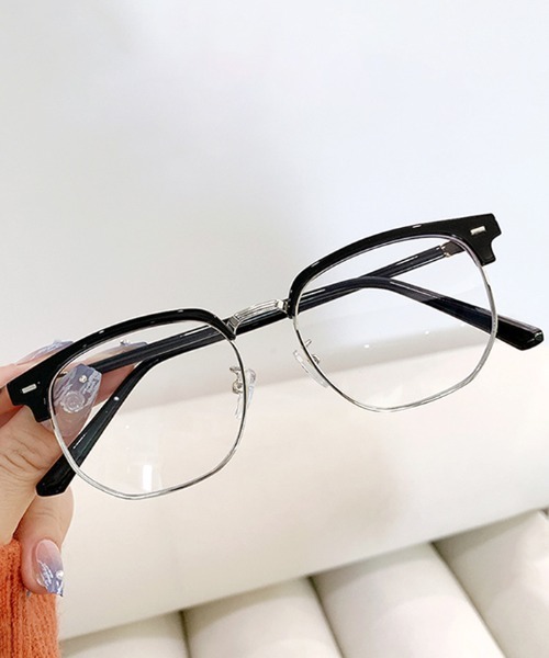 Futier land（フューティアランド）の「スクエアハーフリム眼鏡/ユニセックス/ブルーライトカット（メガネ・レディース・グレー/ブラック・FREE）」の4枚目の写真