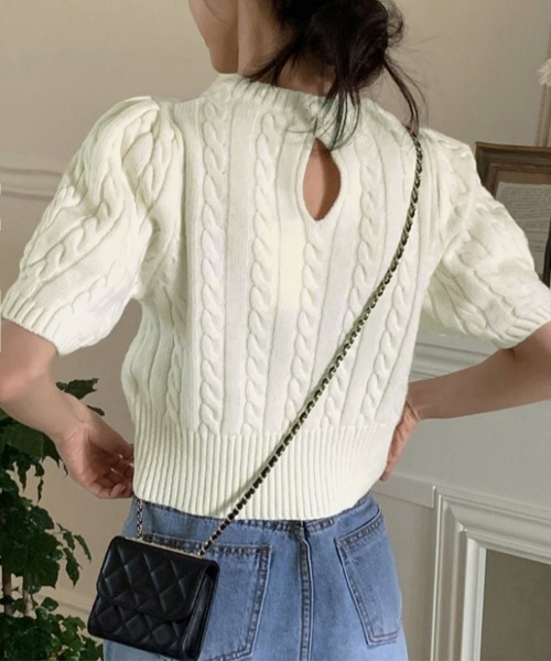 Miniministore(ミニミニストア)の「ケーブル編みニットトップス パフスリーブ(ニット/セーター・レディース・アイボリー/ブルー/ピンク・FREE)」の8枚目の写真