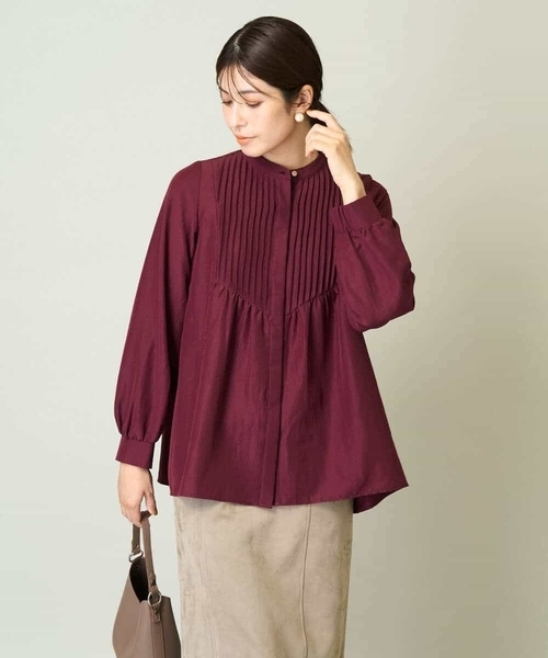 a.v.v（アーヴェヴェ）の「【洗える】ピンタックフレアブラウス（シャツ/ブラウス・レディース・ボルドー/ホワイト/チャコールグレー・38/36/40/42/34）」の5枚目の写真