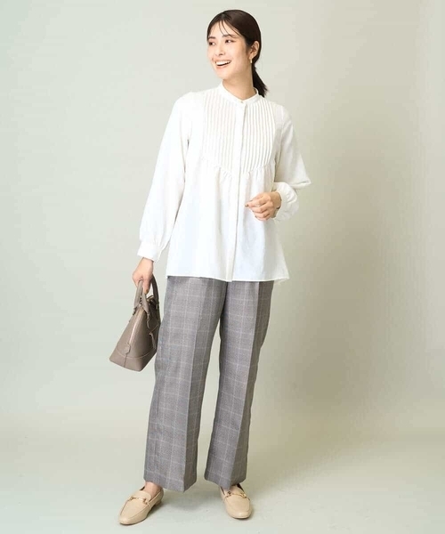 a.v.v（アーヴェヴェ）の「【洗える】ピンタックフレアブラウス（シャツ/ブラウス・レディース・ボルドー/ホワイト/チャコールグレー・38/36/40/42/34）」の13枚目の写真