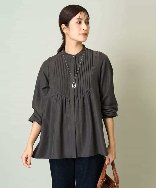 a.v.v（アーヴェヴェ）の「【洗える】ピンタックフレアブラウス（シャツ/ブラウス・レディース・ボルドー/ホワイト/チャコールグレー・38/36/40/42/34）」の16枚目の写真