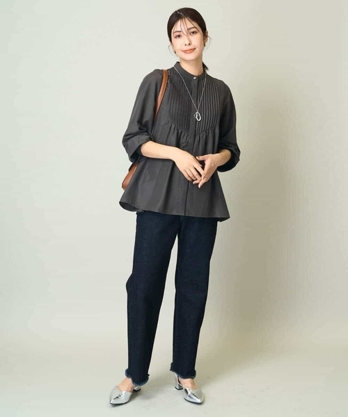 a.v.v（アーヴェヴェ）の「【洗える】ピンタックフレアブラウス（シャツ/ブラウス・レディース・ボルドー/ホワイト/チャコールグレー・38/36/40/42/34）」の18枚目の写真