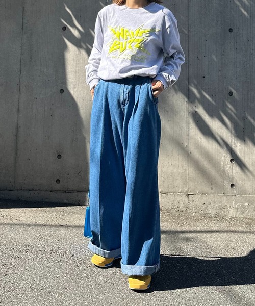 mi via loca(ミヴィアロカ)の「【United Athle】発泡プリントWHAT BUZZロゴロンT 【PT NO. MVL050 ※2A】(Tシャツ/カットソー・レディース・オートミール/イエロー/ホワイト/スミクロ・X-LARGE/MEDIUM)」の19枚目の写真