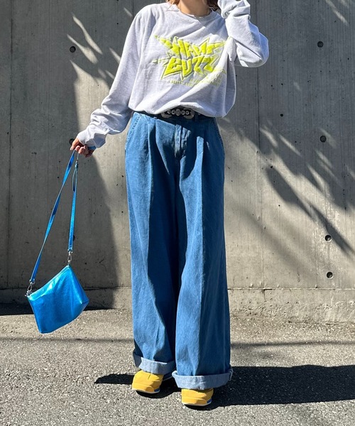 mi via loca(ミヴィアロカ)の「【United Athle】発泡プリントWHAT BUZZロゴロンT 【PT NO. MVL050 ※2A】(Tシャツ/カットソー・レディース・オートミール/イエロー/ホワイト/スミクロ・X-LARGE/MEDIUM)」の20枚目の写真