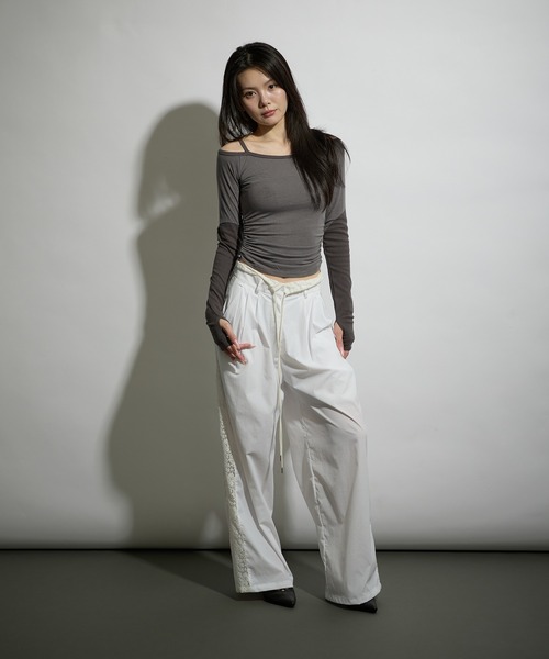 ELLIE オフショルダートップス　ホワイト セール】side drawstring off shoulder tops / サイドドロストオフ
