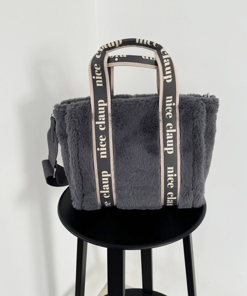 one after another NICE CLAUP（ワンアフターアナザーナイスクラップ）の「ロゴハンドルファートートバッグ（トートバッグ・レディース・ピンク/チャコールグレー/オフホワイト・FREE）」の12枚目の写真