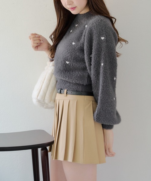Another Branch olive des olive（アナザーブランチオリーブデオリーブ）の「フェザーハート刺繍プルオーバー（ニット/セーター・レディース・オフホワイト/チャコールグレー/ホワイト系その他/ベージュ・FREE）」の6枚目の写真