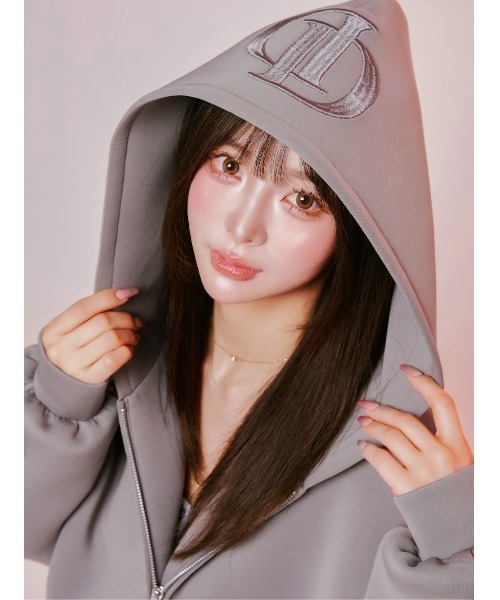 Darich(ダーリッチ)の「DDリボンジップパーカー(パーカー)」 - WEAR Darich(ダーリッチ)の「DDリボンジップパーカー(パーカー)」 - WEAR