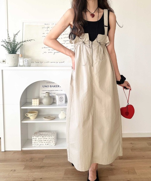 classicalelf（クラシカルエルフ）の「【４月上旬再入荷】大人女子のミリタリースタイル。サスペンダーミリタリースカート（ジャンパースカート・レディース・ベージュ/ブラック/カーキ・MEDIUM/X-LARGE/LARGE/SMALL）」の14枚目の写真