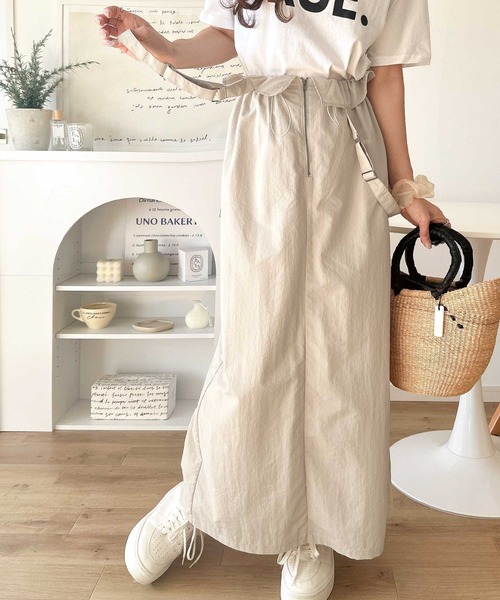 classicalelf（クラシカルエルフ）の「【４月上旬再入荷】大人女子のミリタリースタイル。サスペンダーミリタリースカート（ジャンパースカート・レディース・ベージュ/ブラック/カーキ・MEDIUM/X-LARGE/LARGE/SMALL）」の13枚目の写真