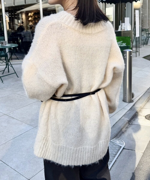 mystic(ミスティック)の「モヘアライクベルトポーチ付きニット(ニット/セーター・レディース・チャコールグレー/アイボリー/イエロー・FREE)」の7枚目の写真