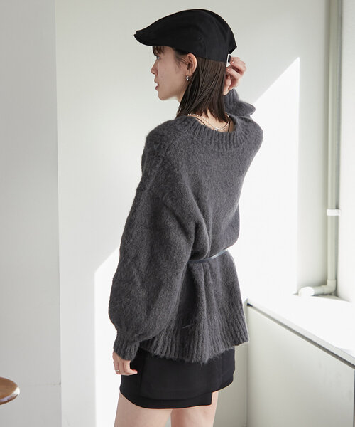 mystic(ミスティック)の「モヘアライクベルトポーチ付きニット(ニット/セーター・レディース・チャコールグレー/アイボリー/イエロー・FREE)」の15枚目の写真