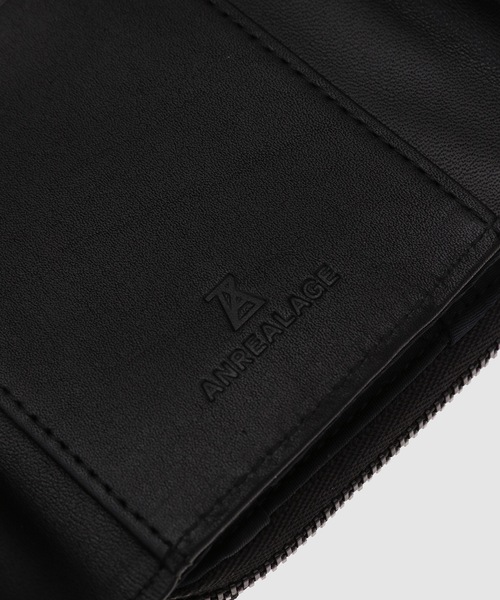 ANREALAGE（アンリアレイジ）の「PATCHWORK ROUND ZIP PURSE（財布・メンズ・ブラック・ONE SIZE）」の5枚目の写真