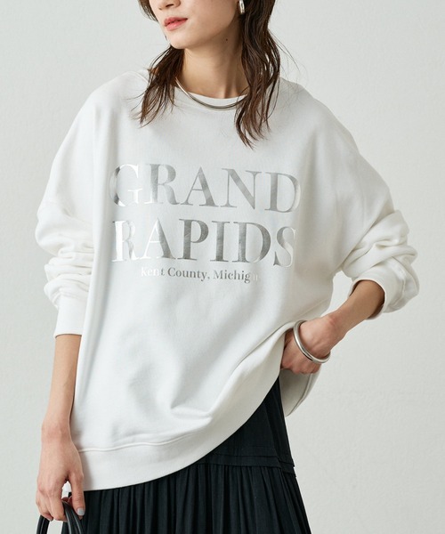 LOUNGEDRESS（ラウンジドレス）の「2WAYロゴスウェット（Tシャツ