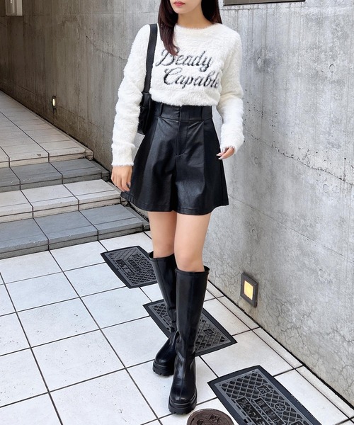 INGNI(イング)の「フェイクレザーキュロットパンツ(その他パンツ・レディース・ブラック/ブラウン・FREE)」の5枚目の写真