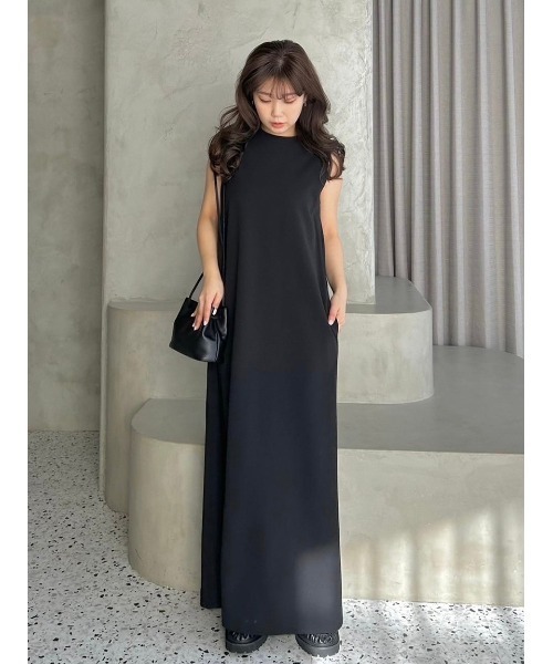Mila Owen(ミラオーウェン)の「クルーネックウエストステッチストレートカットワンピース【手洗い可能】(ワンピース・レディース・ライトブルー/アイボリー/ブラック・0/1)」の3枚目の写真