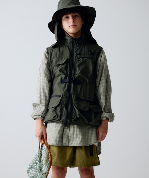 KiU（キウ）の「【KiU×空調服(R)】キウ 軽量エアコンディションドマルチファンクションベスト（アウトドアグッズ・メンズ・ブラック/ベージュ/カーキ・LARGE/MEDIUM）」の3枚目の写真