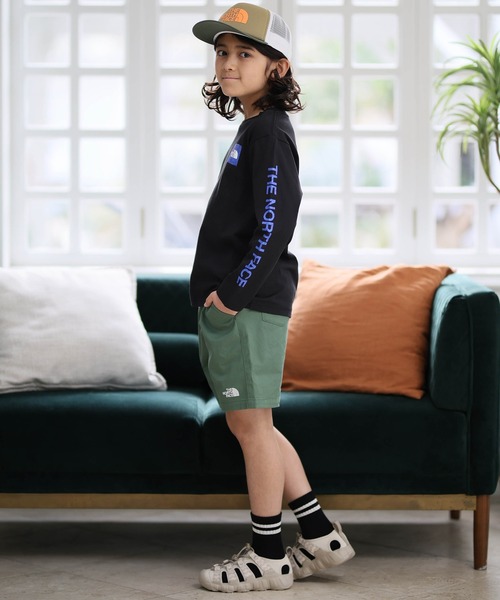 THE NORTH FACE(ザノースフェイス)の「THE NORTH FACE ザ・ノース・フェイス ロングスリーブスリーブグラフィックティー NTJ32537(Tシャツ/カットソー・キッズ・ブラック/ホワイト/ライトブルー/ダークグリーン/ブラック系その他・130cm/140cm/150cm/160cm)」の19枚目の写真