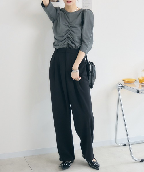 RU.TI.LE(ルチル)の「【RU.TI.LE】カーブギャザースリーブプルオーバー(Tシャツ/カットソー・レディース・グレー/ブルー/ブラック/ホワイト・MEDIUM)」の7枚目の写真