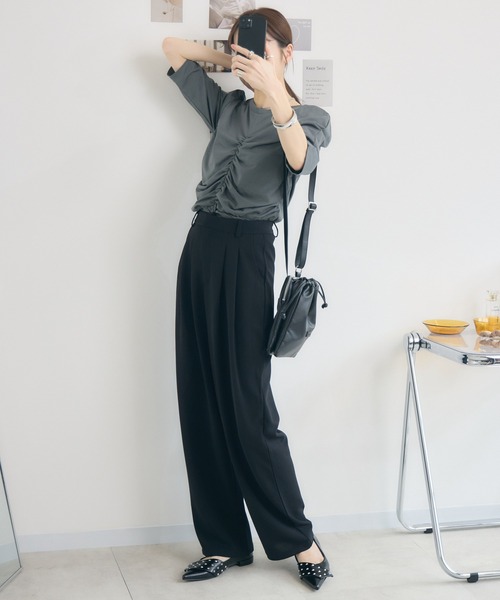 RU.TI.LE(ルチル)の「【RU.TI.LE】カーブギャザースリーブプルオーバー(Tシャツ/カットソー・レディース・グレー/ブルー/ブラック/ホワイト・MEDIUM)」の13枚目の写真