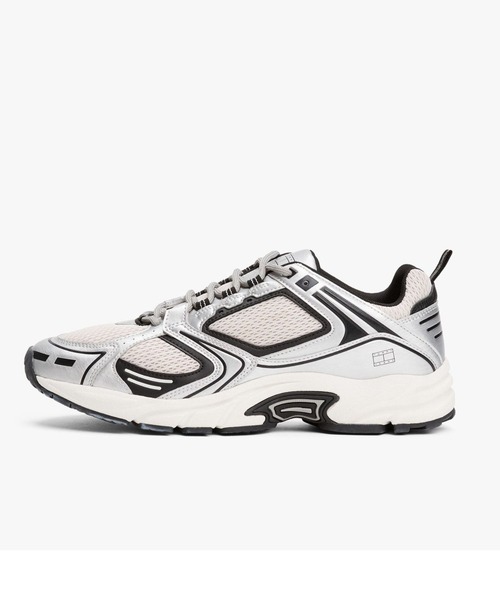 tommy jeans（トミー ジーンズ）の「アーカイブ97メタリックスニーカー（スニーカー・メンズ・ブラック・26cm/26.5cm/27.5cm/25cm）」の4枚目の写真